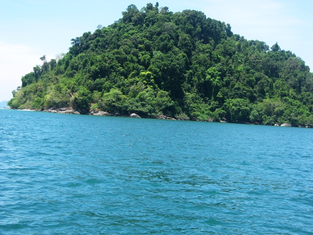 วิ่งเรือมาเที่ยว เกาะค้างคาว ไม่ได