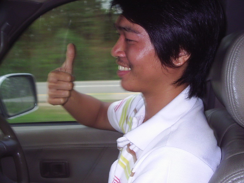 [q][i]อ้างถึง: ลมโชย.. posted: 26-04-2553, 10:44:49[/i]

ถึงบ้านแล้วครับพี่บอย :grin:[/q]



จ