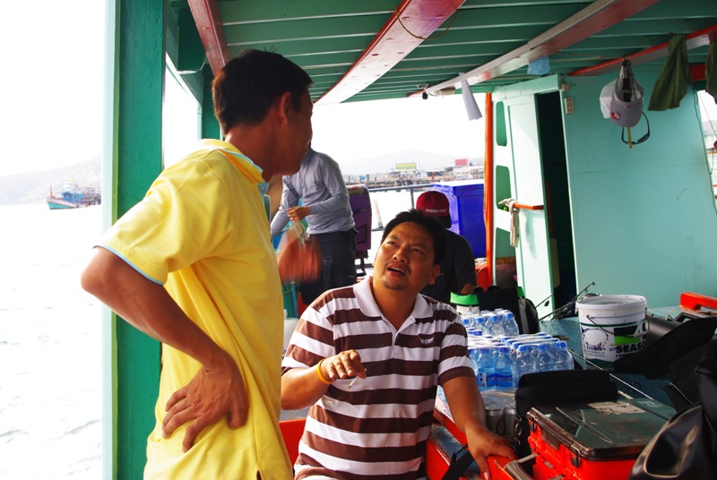 พี่โก้กับพี่สมเกียรติกำลังทบทวนคว