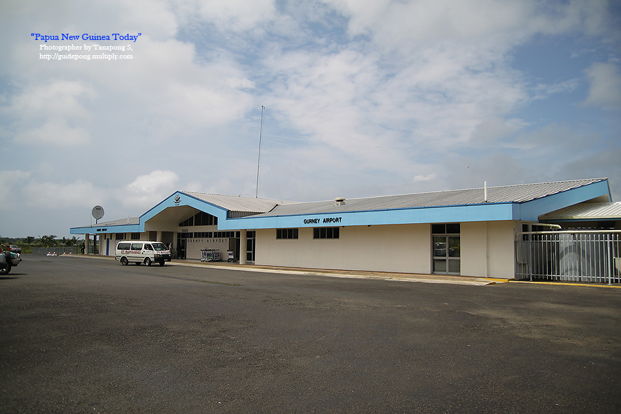 Gurney Airport ... 

ขนาดนี้ยกระดับเป็นสนามบินนานาชาติแล้ว มีเที่ยวบินตรงจากนารีตะ สำหรับนักท่องเท