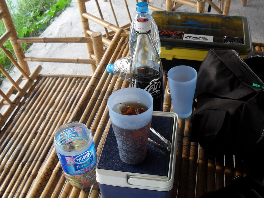 พักกินน้ำกินท่าสักครู่ครับ 

เมื่อ