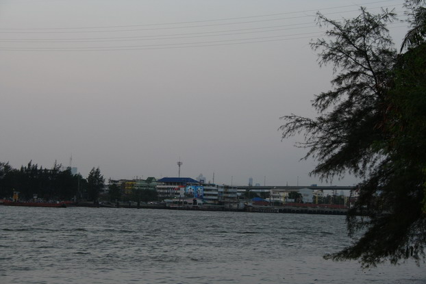 [q][i]อ้างถึง: araiwat posted: 02-05-2553, 10:31:45[/i]

 :cheer: :cheer: :cheer:[/q]

         