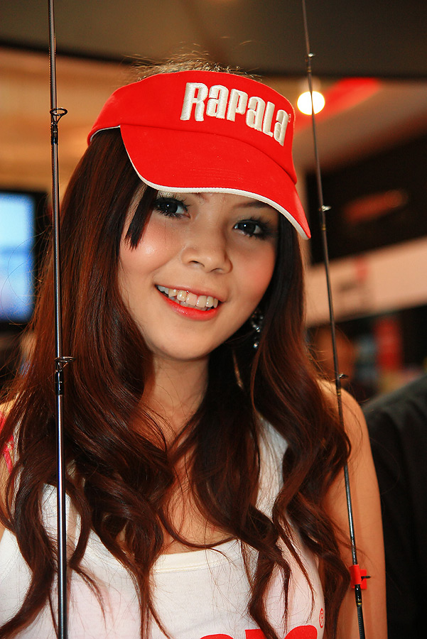 สนุกสนานกันเลยครับพี่น้อง  :smile: