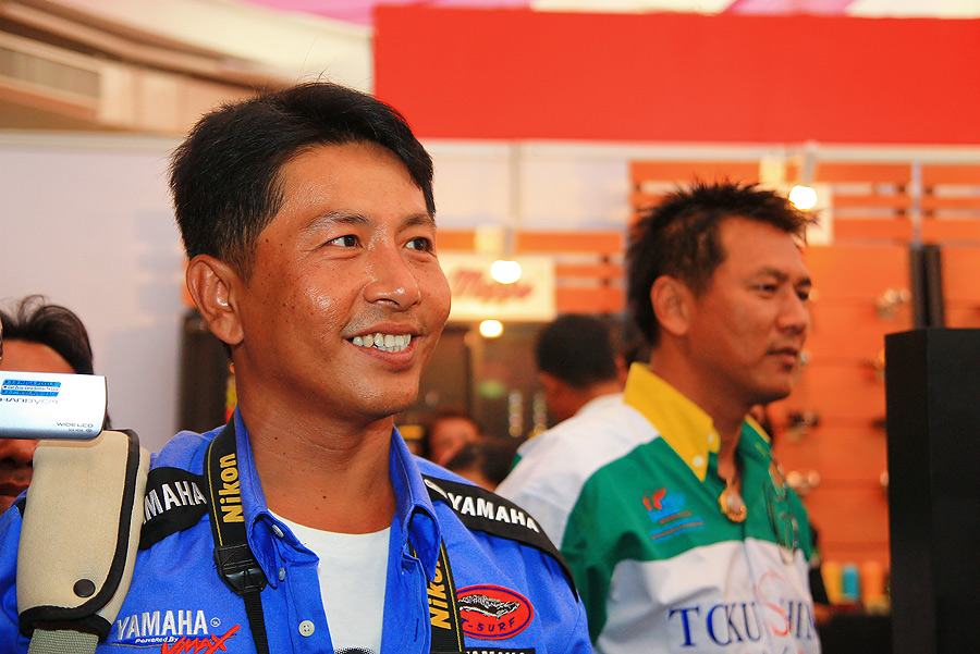 น้าโม่ง กับสีหน้าอันมีความสุขครับ  :smile: