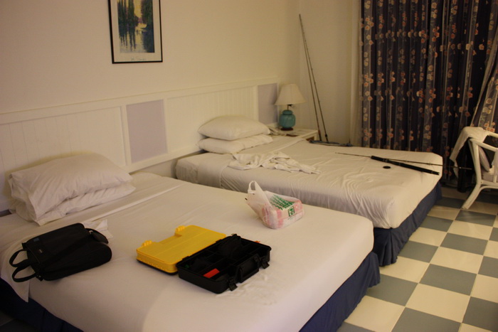 ที่พัก  โรงแรมแอมบาสเดอร์  สงสัยจานอ