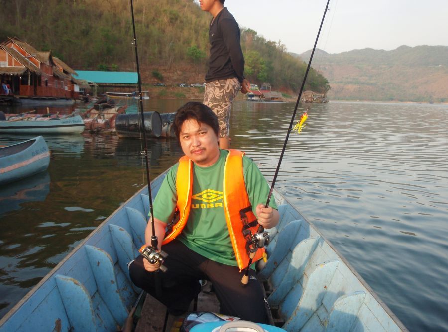 เรือมาแล้วครับ เตรียมตัวลุยกันเลยครับ  :cheer: :cheer: :cheer: :cheer: :cheer: :cheer: :cheer: :chee