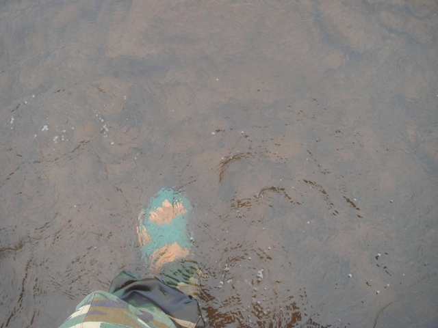 ภาพนี้อาจไม่สุภาพ....น้ำใสไหลเย็นจิงๆ 
