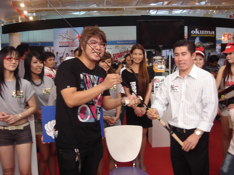 ลงเล่นหลายรอบ... เอาจนได้...  :laughing: :laughing: :laughing: