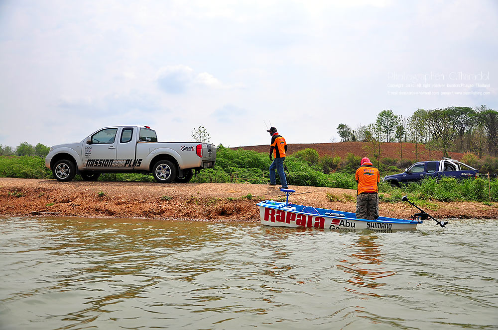 ขนเรือขนของขึ้นรถ  โก ทู  แม่ปืมดีกว