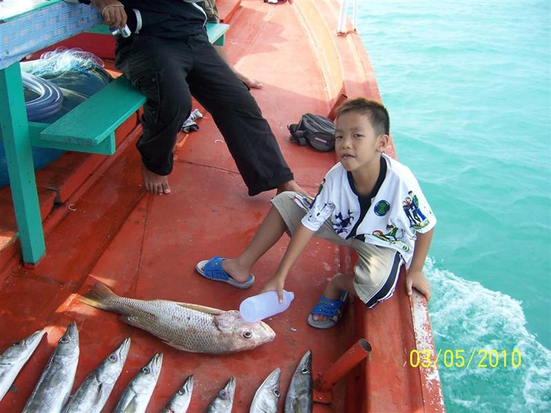 ชายระเริงไฟ ปะทะ BARRACUDA