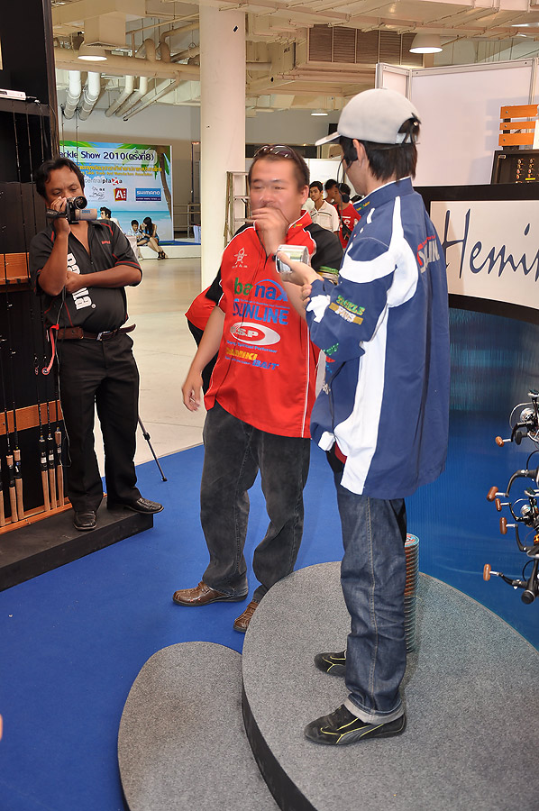 กำลังฟรีเซนต์กันพอดีเลย :grin: :grin: