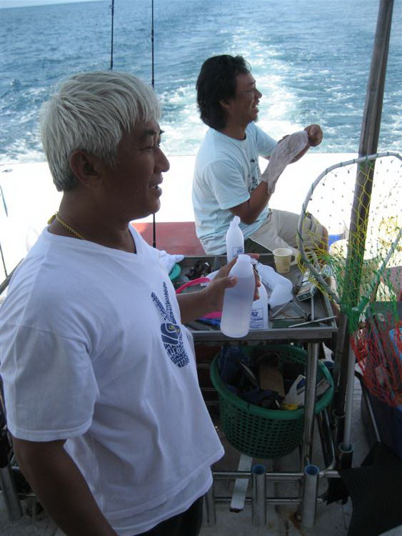  :grin: ช่วงรออาหารเช้าของพวกเรา....