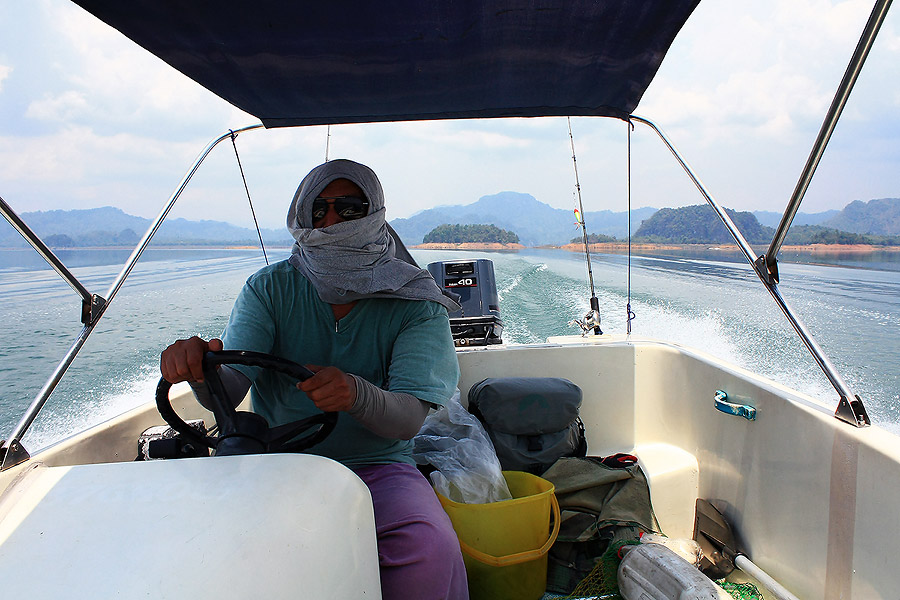 น้ำเรียบๆขับเรือสบาย :grin: :grin: