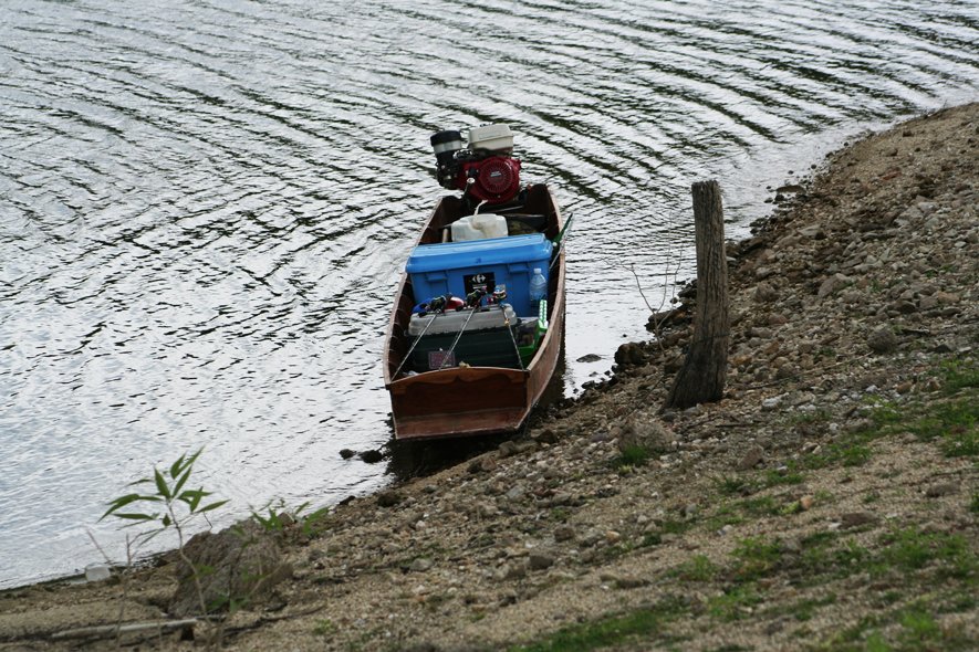 ลมแรงมากเลยต้องเอาเรือไปหลบหลังเกาะ :cry: