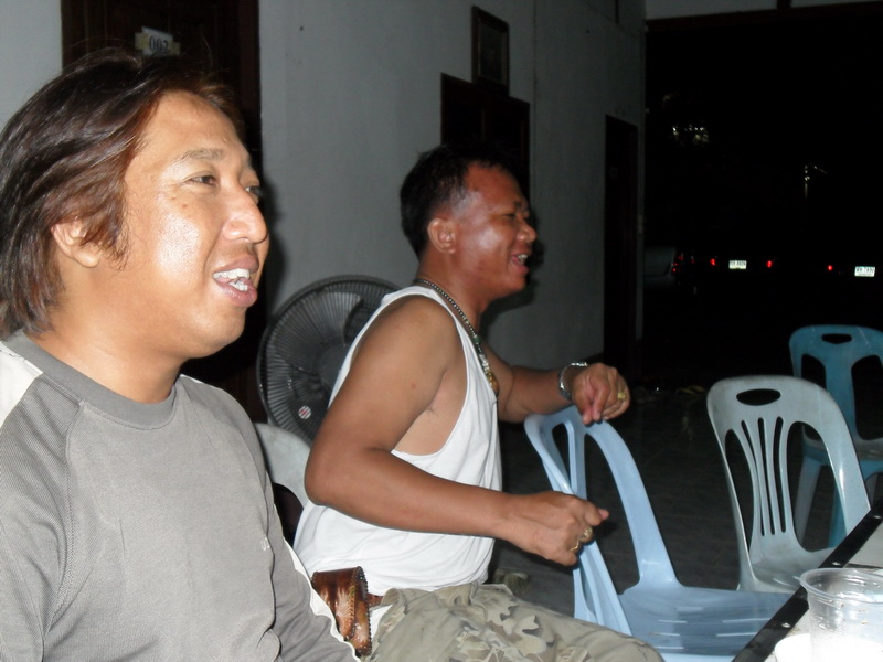 อั่นแน่.... มีประสานเสียงงงงงงงงง :laughing: