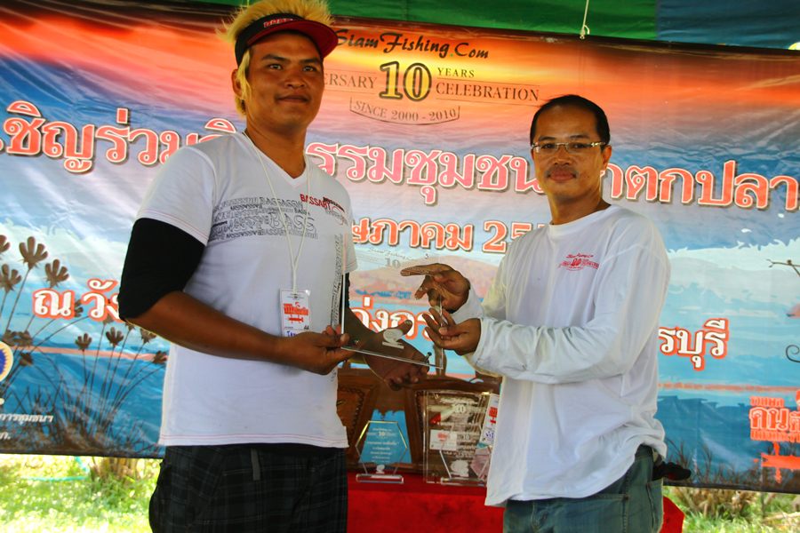 กระสูบที่ 2 ครับ

 :cheer: :cheer: :cheer: :cheer: :cheer: