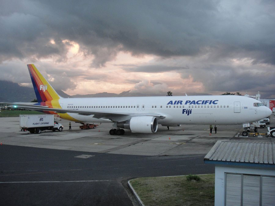 กลับด้วย Air Pacific เหมือนเดิม สายการบินป
