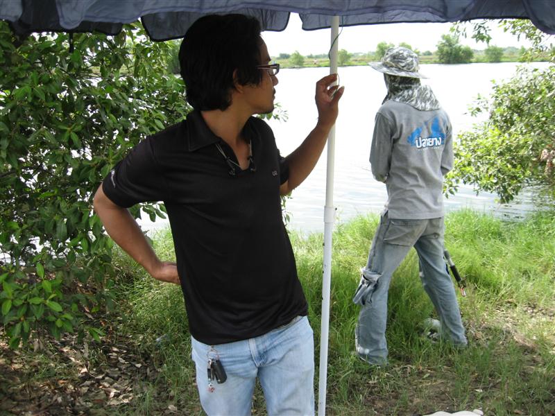 มีร่ม กางร่ม มีต้นไม้ ก้อไปหลบใต้ต้นไม้ค๊ะ
 :grin: :grin: :grin: :grin: :grin: :grin: :grin: :grin: