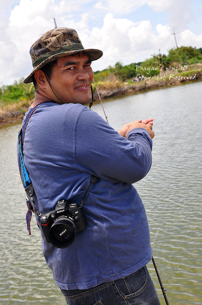

พี่เอ็ม  (M50) จะเอาแบบไหน   จะตกปลา  หรือถ่ายรูป    จะได้แก้ตัวเรื่องแห้วได้เนียนๆนะ   :grin: :