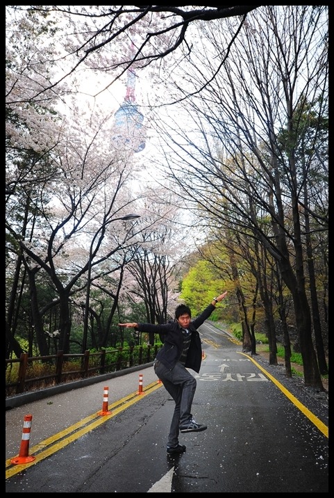  [b]ฝากไว้แค่นี้ที่ Seoul Tower นะครับ เดี๋ยวมาลงต่อ[/b] :smile: :cheer: