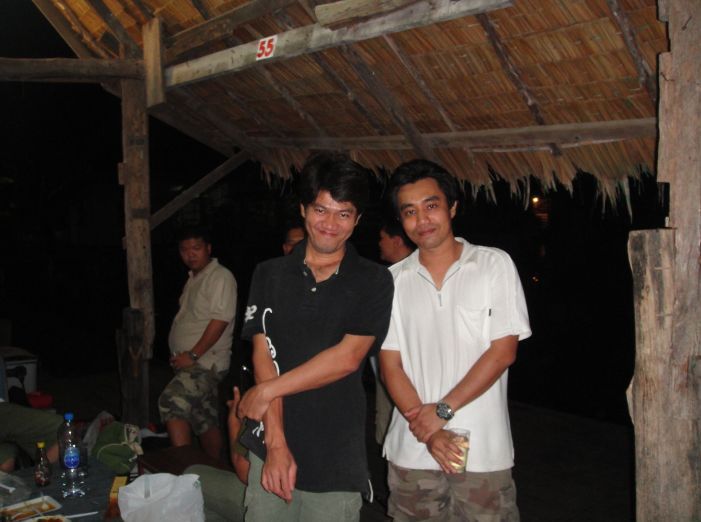 [q][i]อ้างถึง: amm posted: 17-05-2553, 15:52:17[/i]

 [q]พี่อู้ดเด่วนี้ไปกะเค้ามาด้วยหรอพี่[/q]

