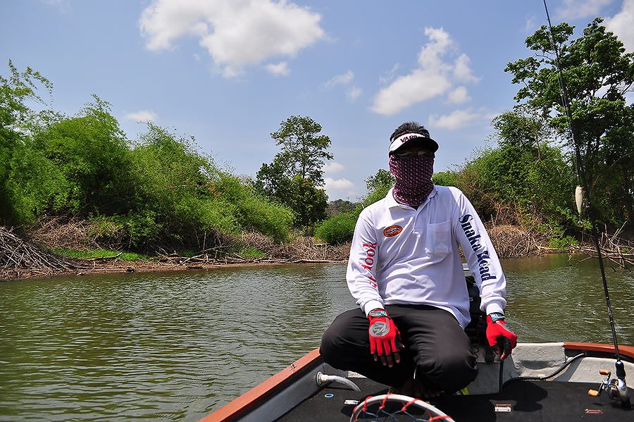        ขับเรือชมหมายกันก่อน  ตามหาทิดเทื่อง

:smile: :blush:
