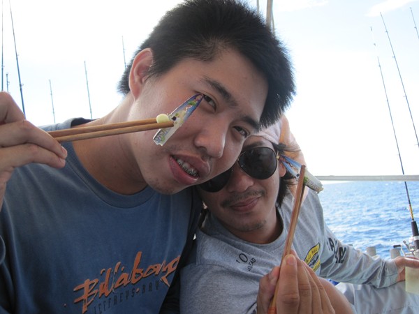 อร่อยล่ะสิ พี่ต่อ อิแป๋ง

 :laughing: :laughing: :laughing: :laughing: