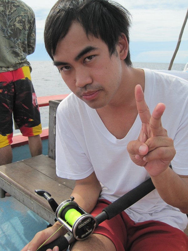 ขออีก2ขวด เมาแน่นอนใช่ม่ะ อิตูน

 :laughing: :laughing: :laughing: :laughing: