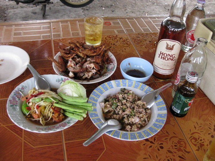 พักรถแล้วก็ตามประสา  คนที่นานๆได้เ
