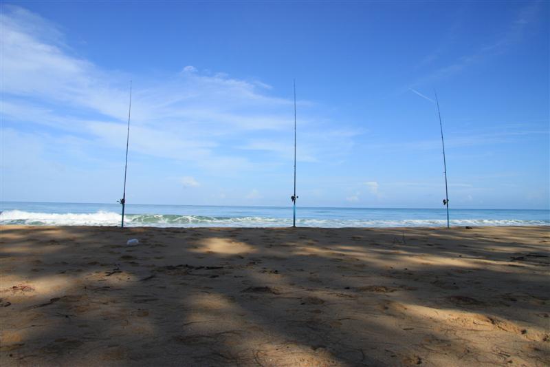 surf ชายฝั่งที่หาดท้ายเหมืองจ.พังงา 