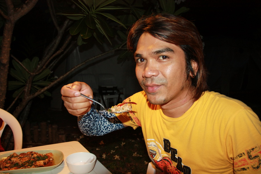 ลาบแซ้บ ! สุดยอด :laughing: :laughing: :laughing: :laughing: :laughing: :laughing: :laughing: :laugh
