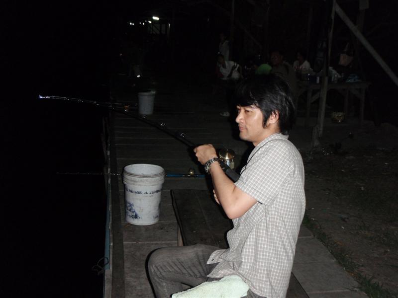 ใช้ชุดสปิ๋วปลาบึกซะด้วยนะ... :grin: