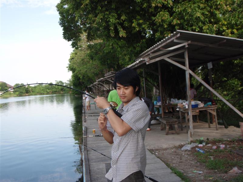 [q][i]อ้างถึง: นักล่าแห่งลำน้ำจาง posted: 01-06-2553, 14:11:48[/i]


สนุกสนานกันใหญ่เลยนะคร้าบ  :