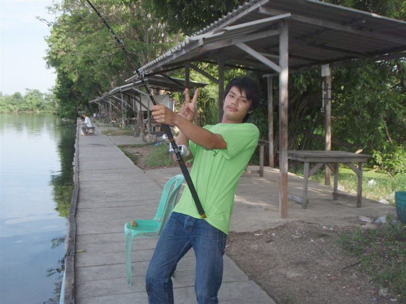 ไม่มีอีกแล้ว...กับฉายา  "  น้องอ็มปลาหลุด "     :cheer:
