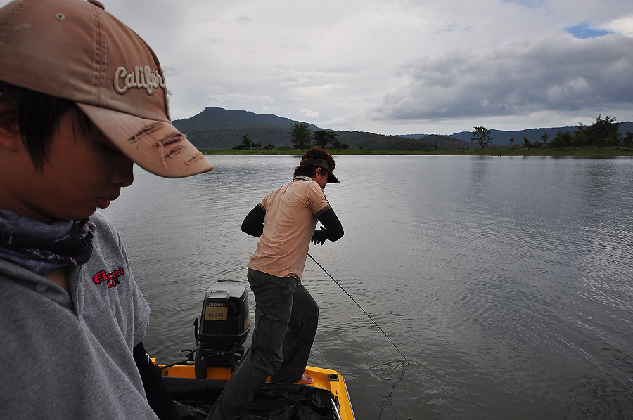 เป็นเจ้าต่ายที่อยู่ท้ายเรือเป็นคน