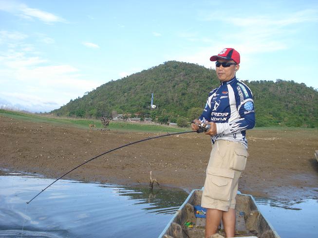 ออกแรงอีกหน่อยน้า....ลืมบอกไปว่า น้าเค้าชื่อ กุ้ง ครับ :grin: :laughing: