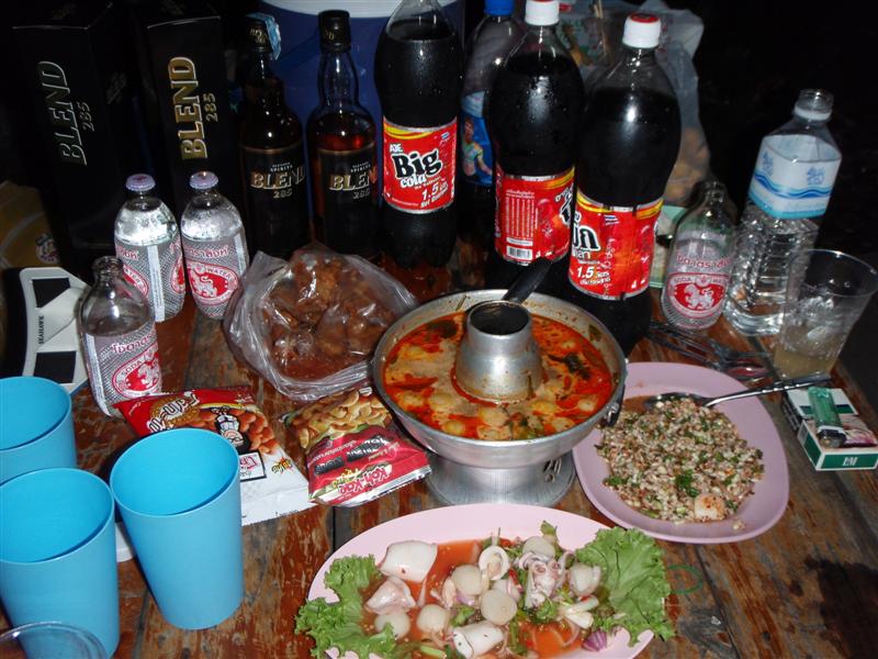 [q][i]อ้างถึง: neenan posted: 01-06-2553, 15:32:18[/i]

ตามกิน285ด้วยคนคร๊าบบ............ อิอิ..+ 