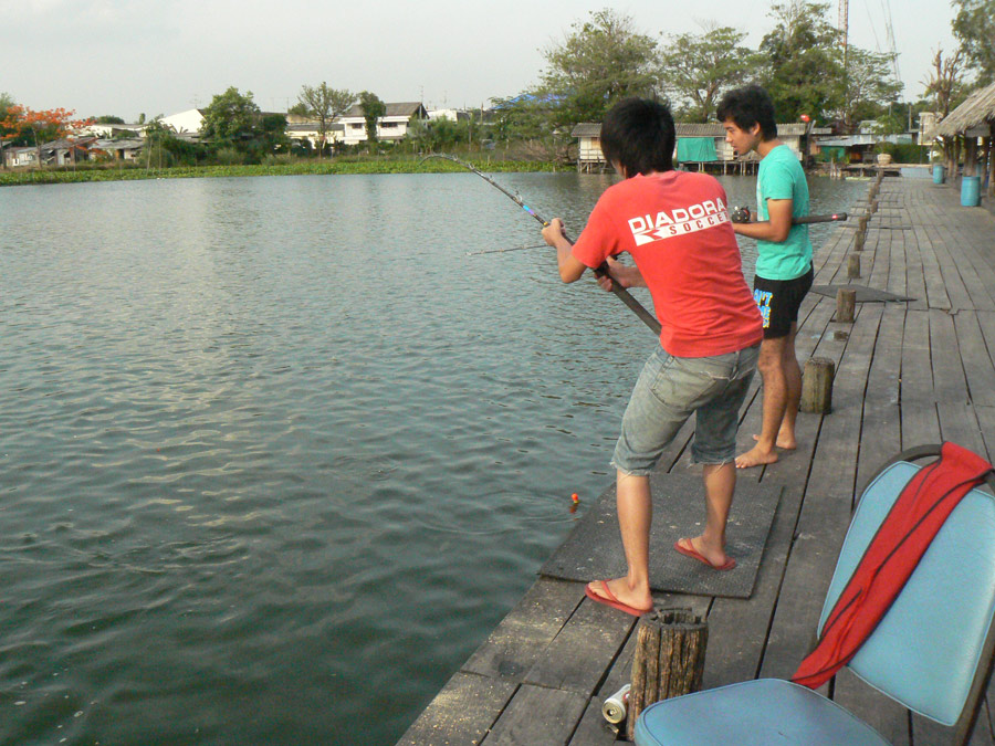 ปลาไปทางไหน สหายคนใกล้ชิดต้องคอยเคลียร์ทางให้โปรหมู