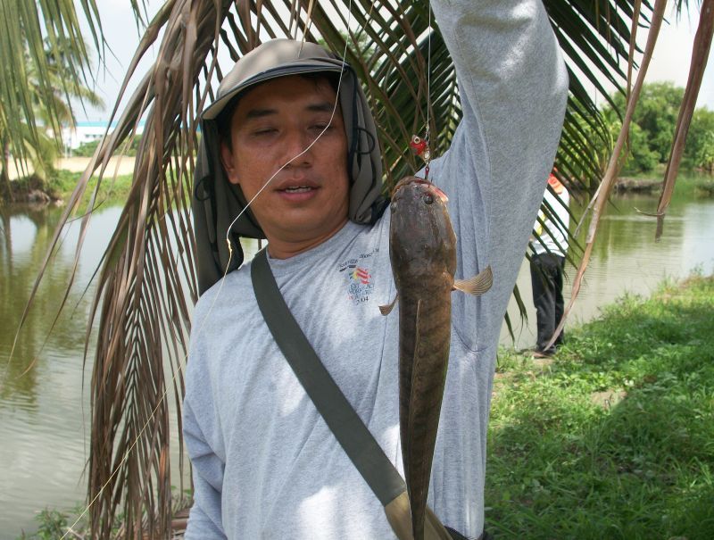 หล่อๆ จัดไปอีกรูป :cheer: :cheer: