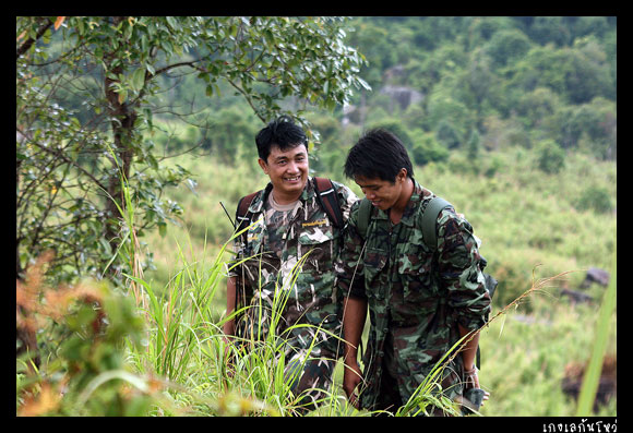 ขอบคุณทั้งสองท่านที่ดูแลพวกเราและ