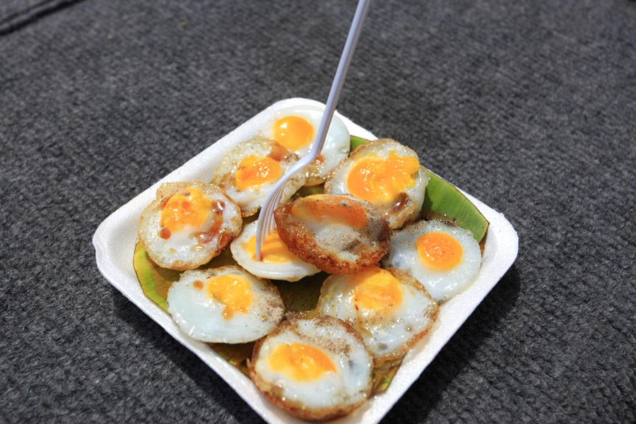 ไข่ครก 20บาท  :grin: