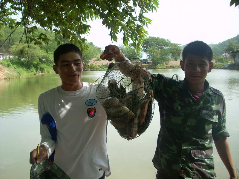 กระชังที่ 4 นี่ก็ซุ่มมาเรื่อย ๆ ได้ไซต์ใหญ่ ๆ ไปสิบกว่าตัว

