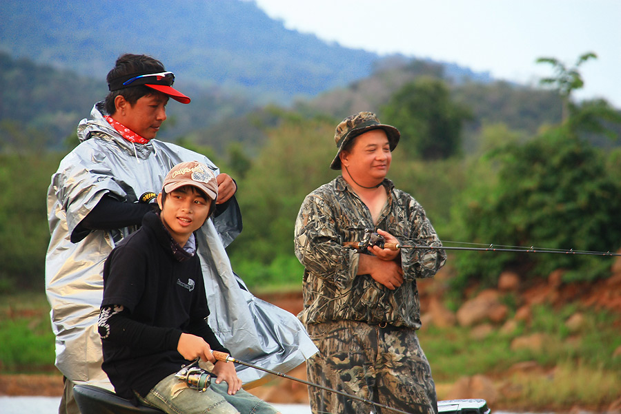  [q]มันส์กันทั่วหน้า ทั่วตา  [/q]
คนที่ไม