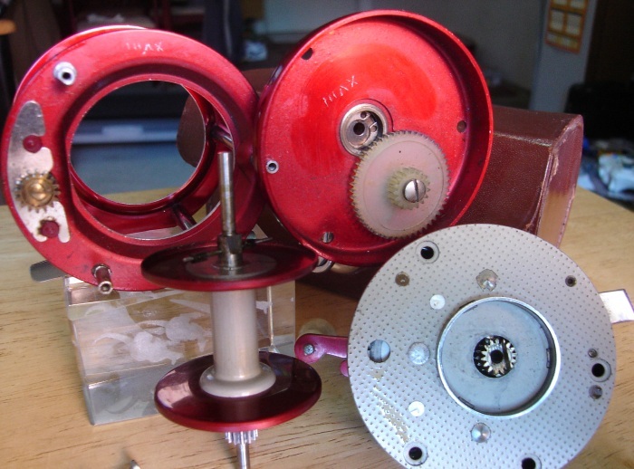 ในรูปเป็นเลข IIIVX มาจาก Record Ambassadeur 5000 A- 1956