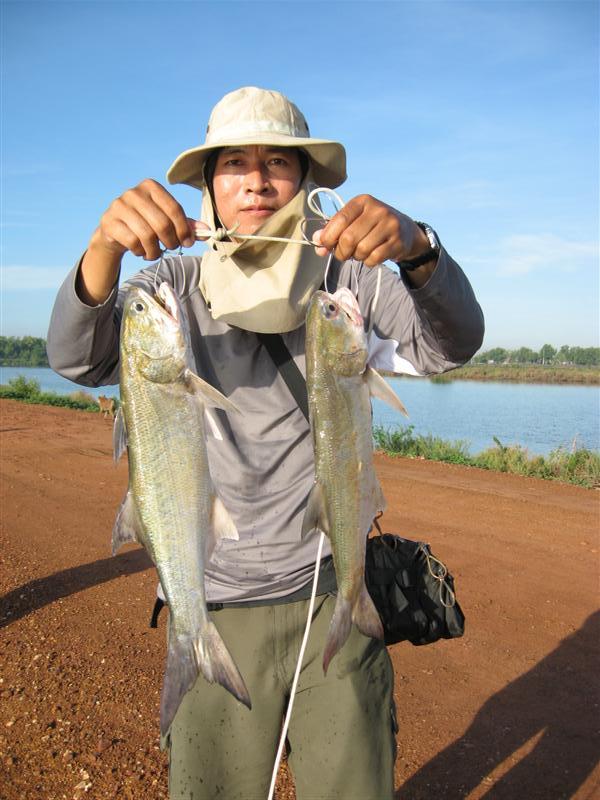 จัดคนหล่อ ให้ไปหลายๆรูปหน่อย อิอิ  :cool: :cool: :cool: :cool: :cool: :cool: :cool: :cool: :cool:

