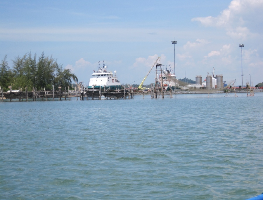 นี่ครับท่าเรือปตท สผ