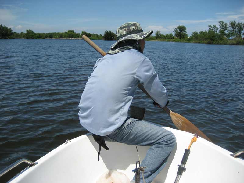ท้ายสุด   พนักขับเรือ   ก็ต้องเปลี่ยนเป็น   พนักพายเรือ    :laughing: :laughing: :laughing: