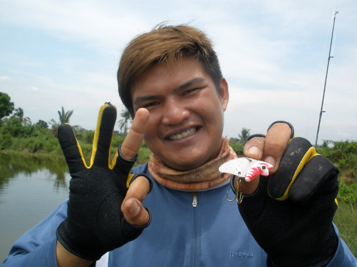 ไอ้ปากอ้าพาน้องโอม ง้างหลุดไป 3 ตัว มรึนตราย  :laughing:
