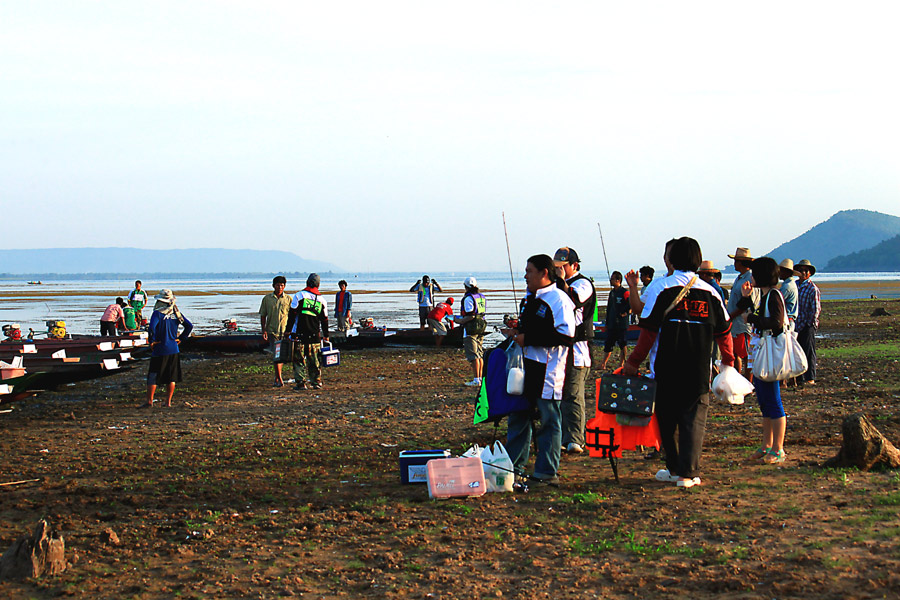 ร. เรือครับ ไม่ใช่ ล. ลิง