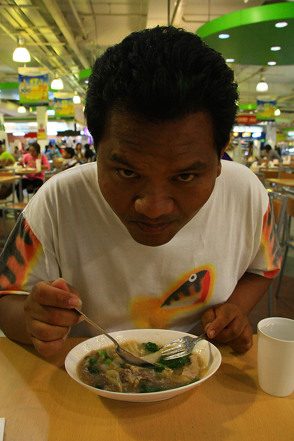 ครายจะเก็กท่าถ่ายรูป อะไร ยังไงไม่